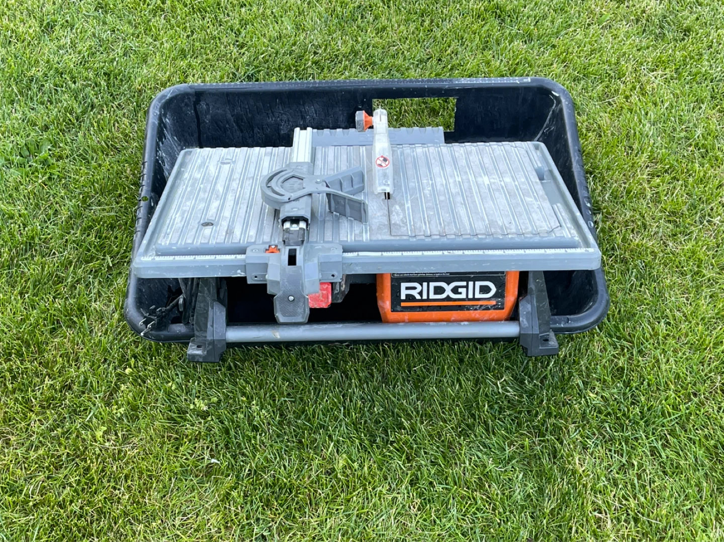 Ridgid 7 inch Tile Saw