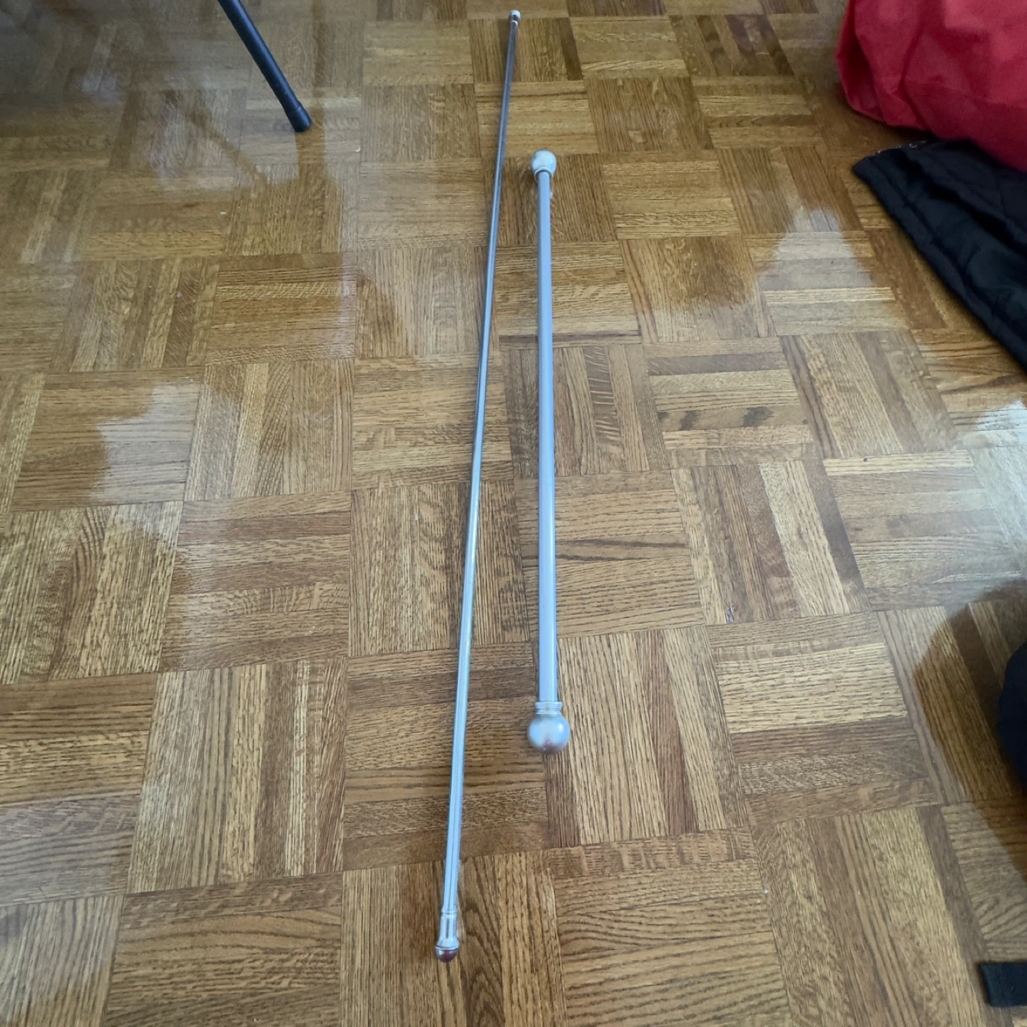 Silver Baton / Baton Rod