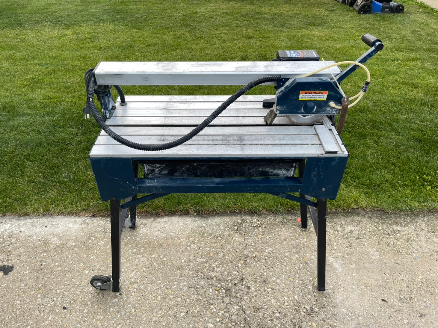 Chicago Electric 7 inch Tile Saw - photo 2