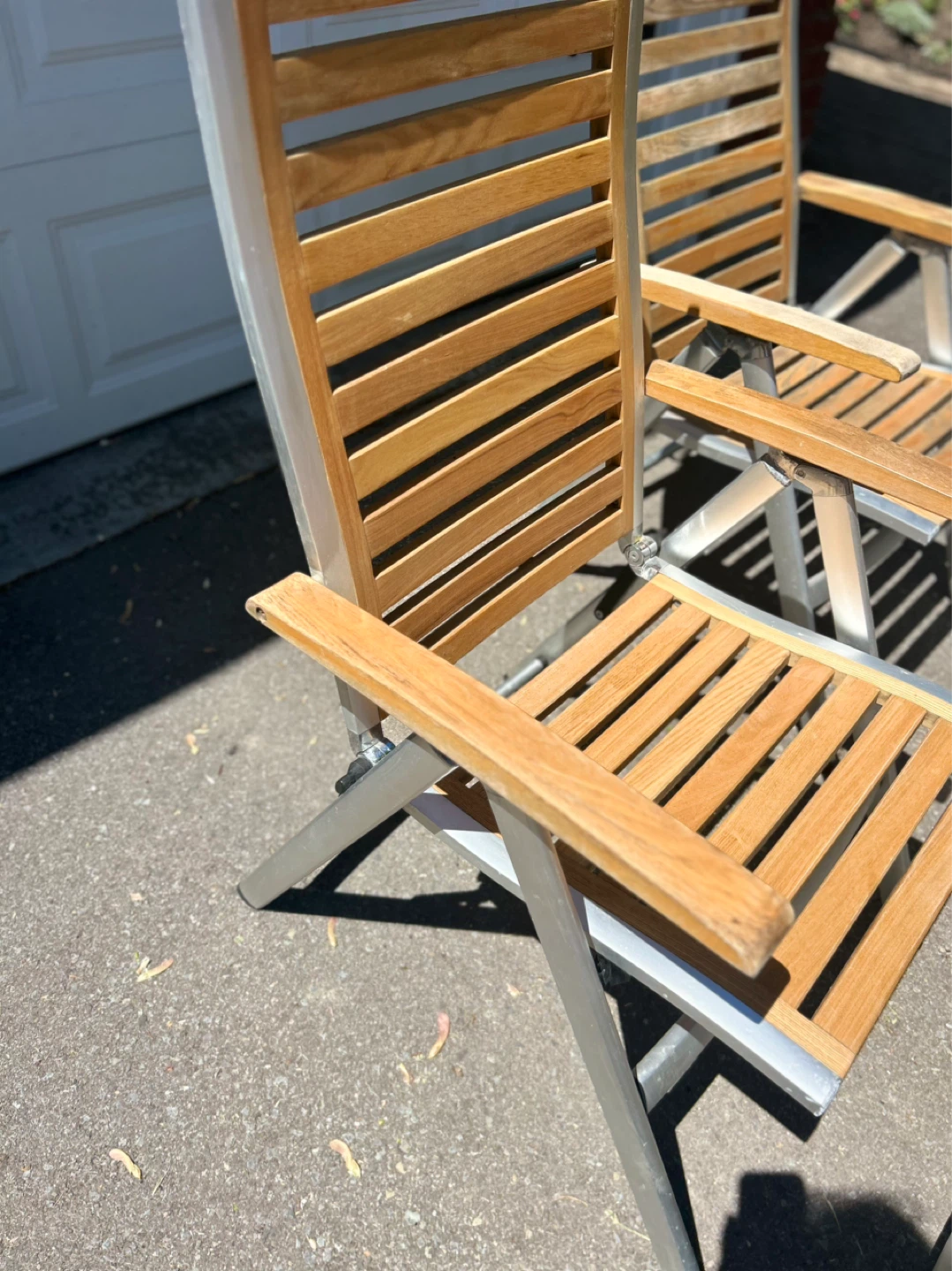 MCM  Triconfort France Teak Reclining Patio Chairs - Set of 4 - photo 2
