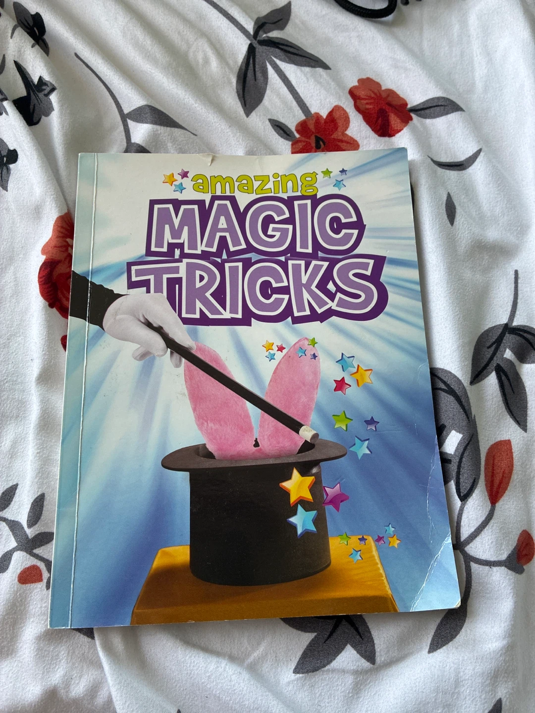 Amazing Magic Tricks Book