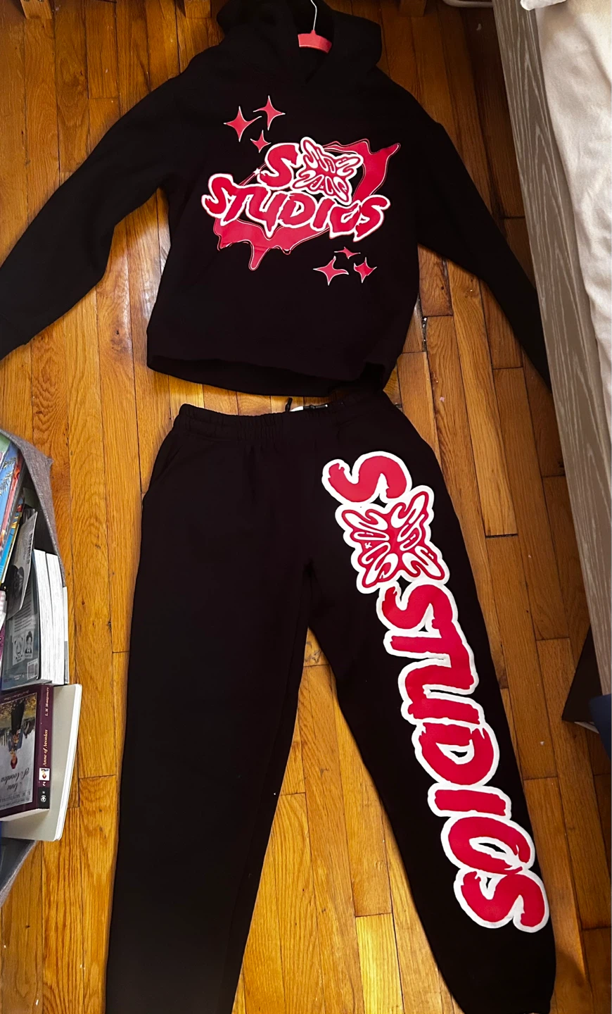 SB STUDIOS FULL SET Black Hoodie