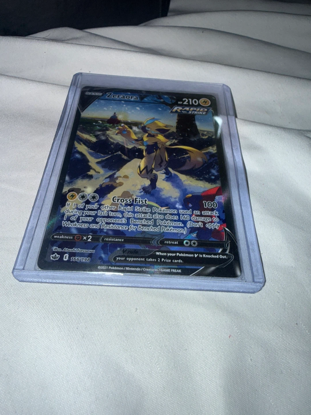 Zeraora V  166/198 - Chilling Reign  - NM - photo 2