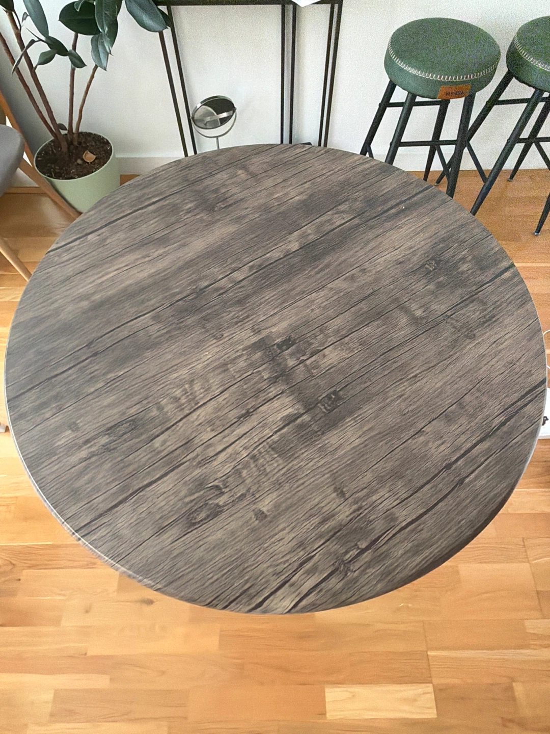 Round Wood Grain Cafe Table - photo 2