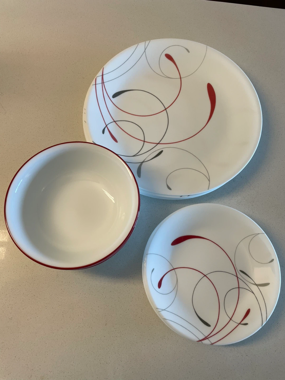 Corelle dinnerware set 12 pc