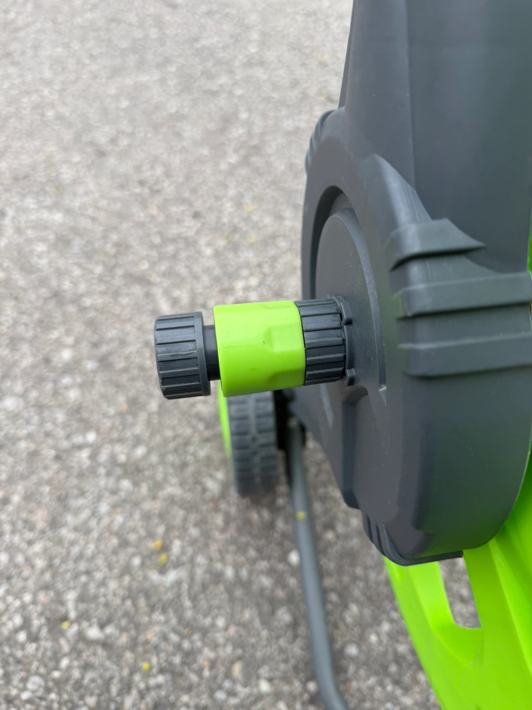 Green Garden Hose Reel Cart - photo 3