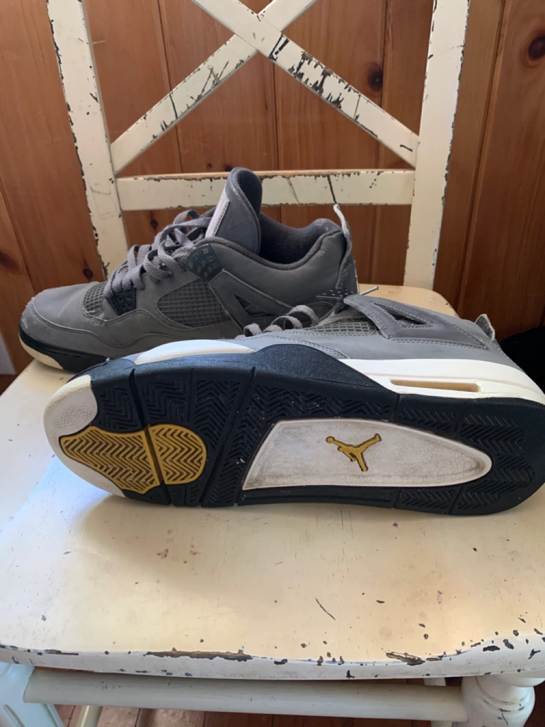 Air Jordan 4 "Flight" Grey Shoes - photo 4