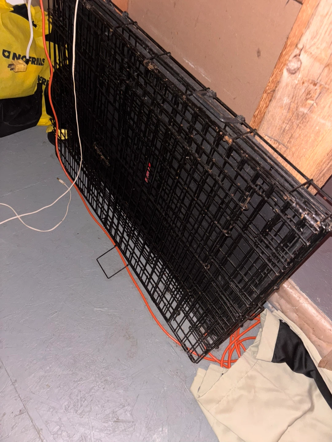 Black Metal Dog Crate - photo 2