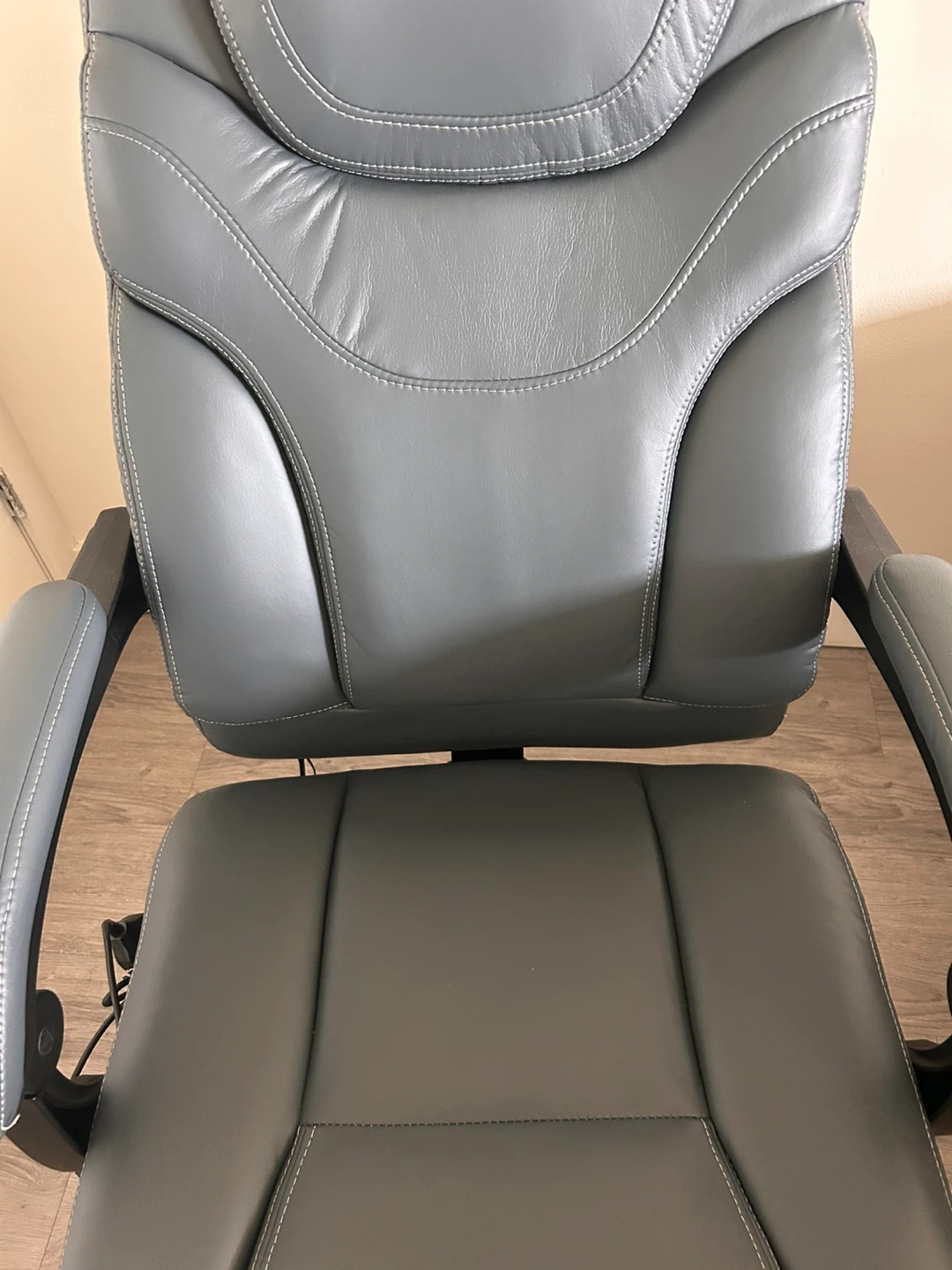 Grey Executive Office Chair - photo 2