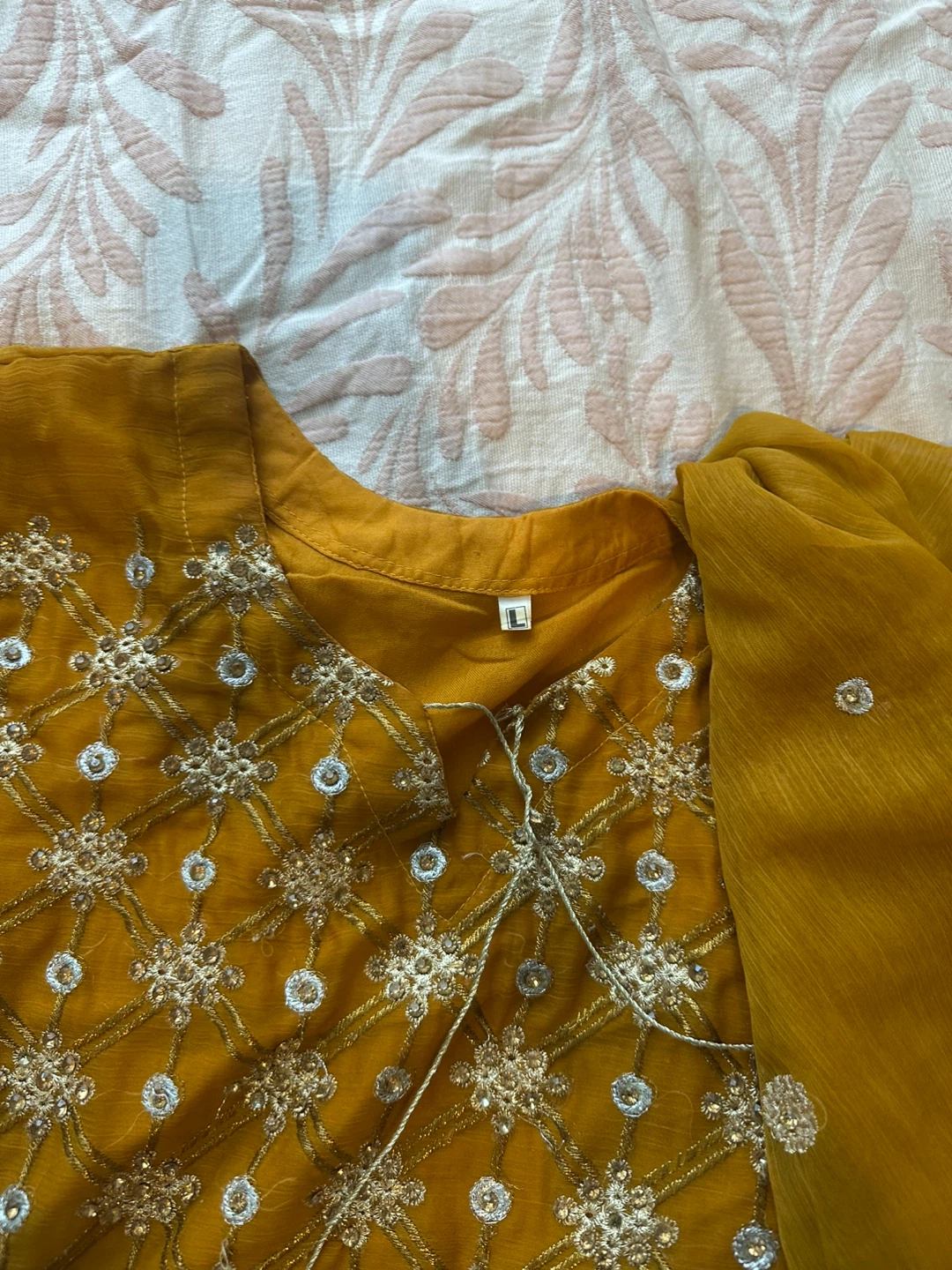 Yellow Embroidered 3-Piece Outfit - Size L - photo 3