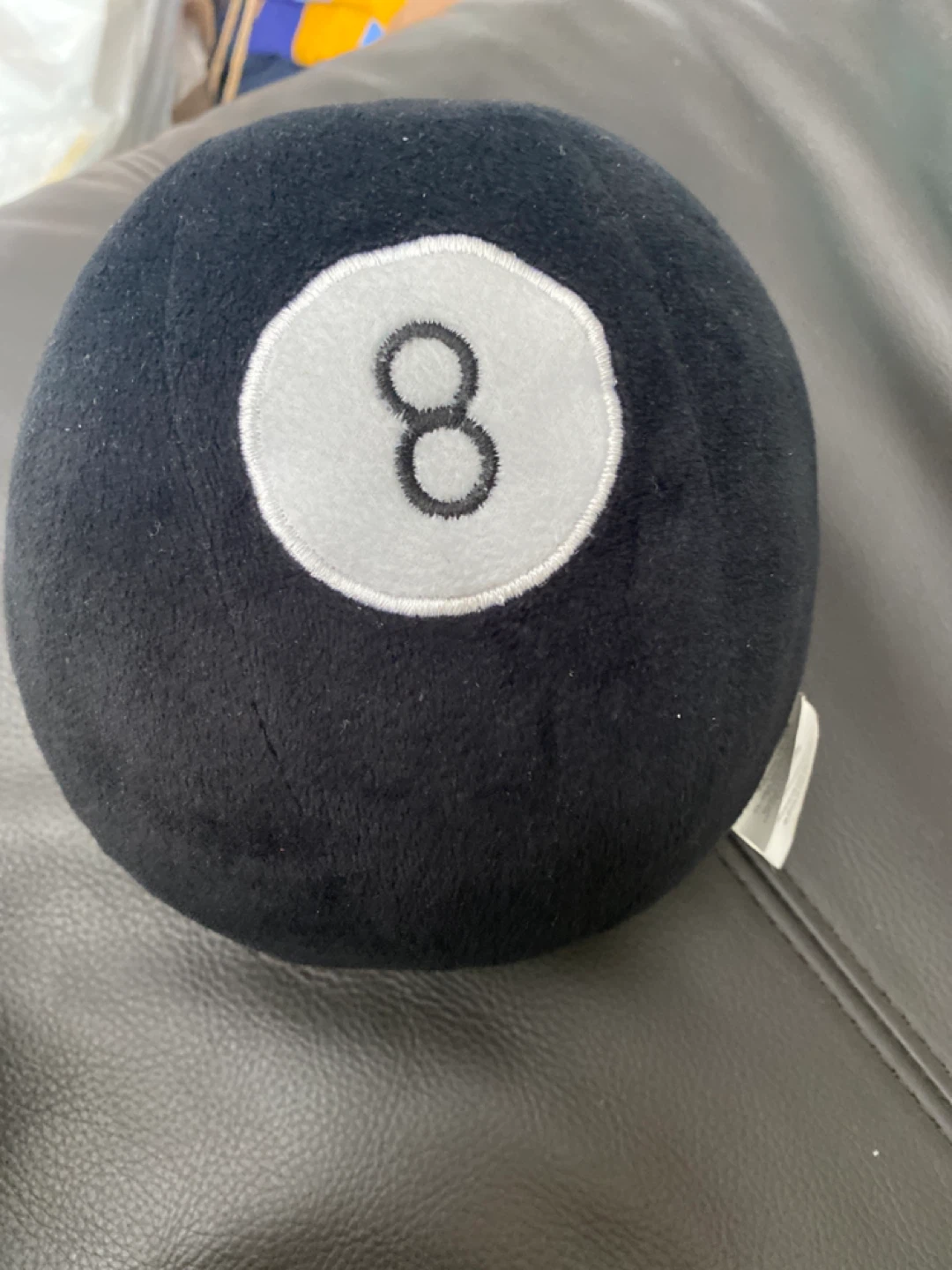 Plush 8-Ball Keychain