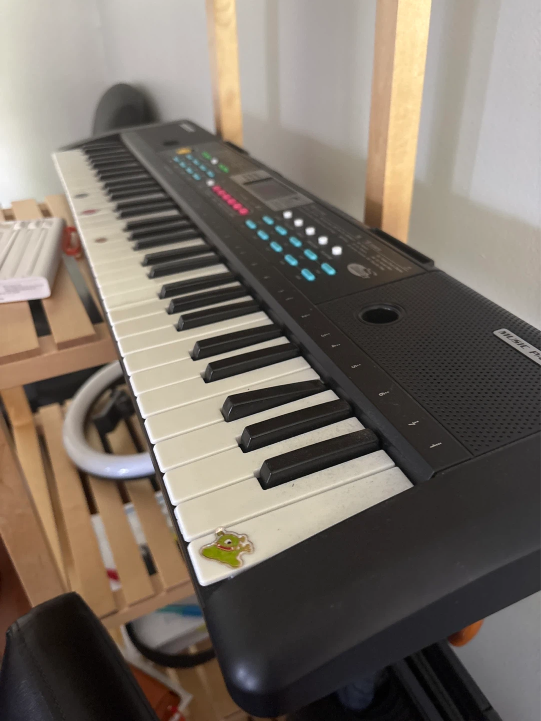 Electronic Keyboard - photo 2