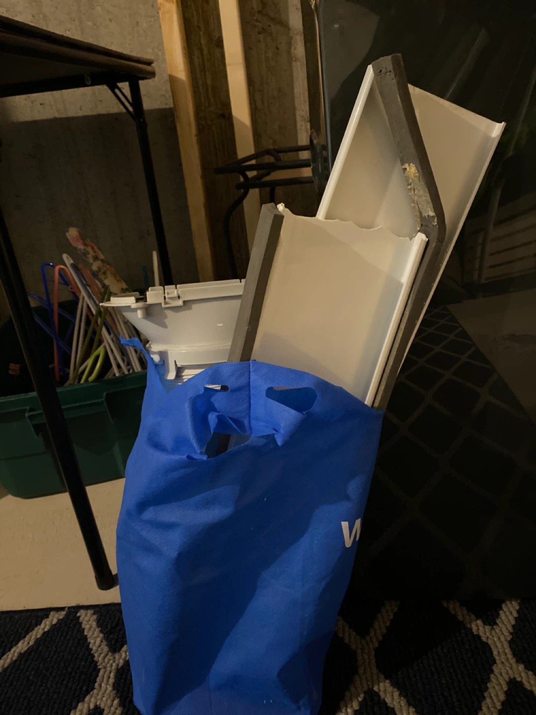 LG Portable Air Conditioner - photo 2