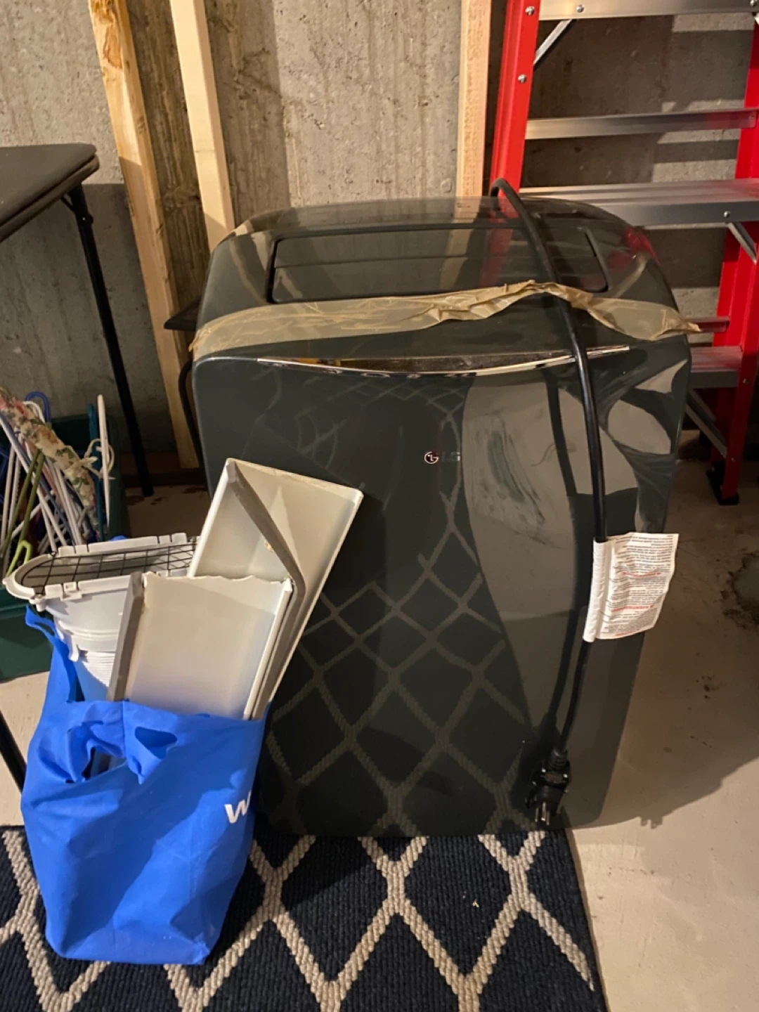 LG Portable Air Conditioner