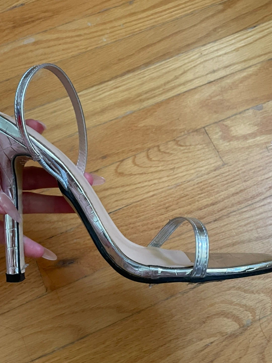 Silver Heels - photo 3