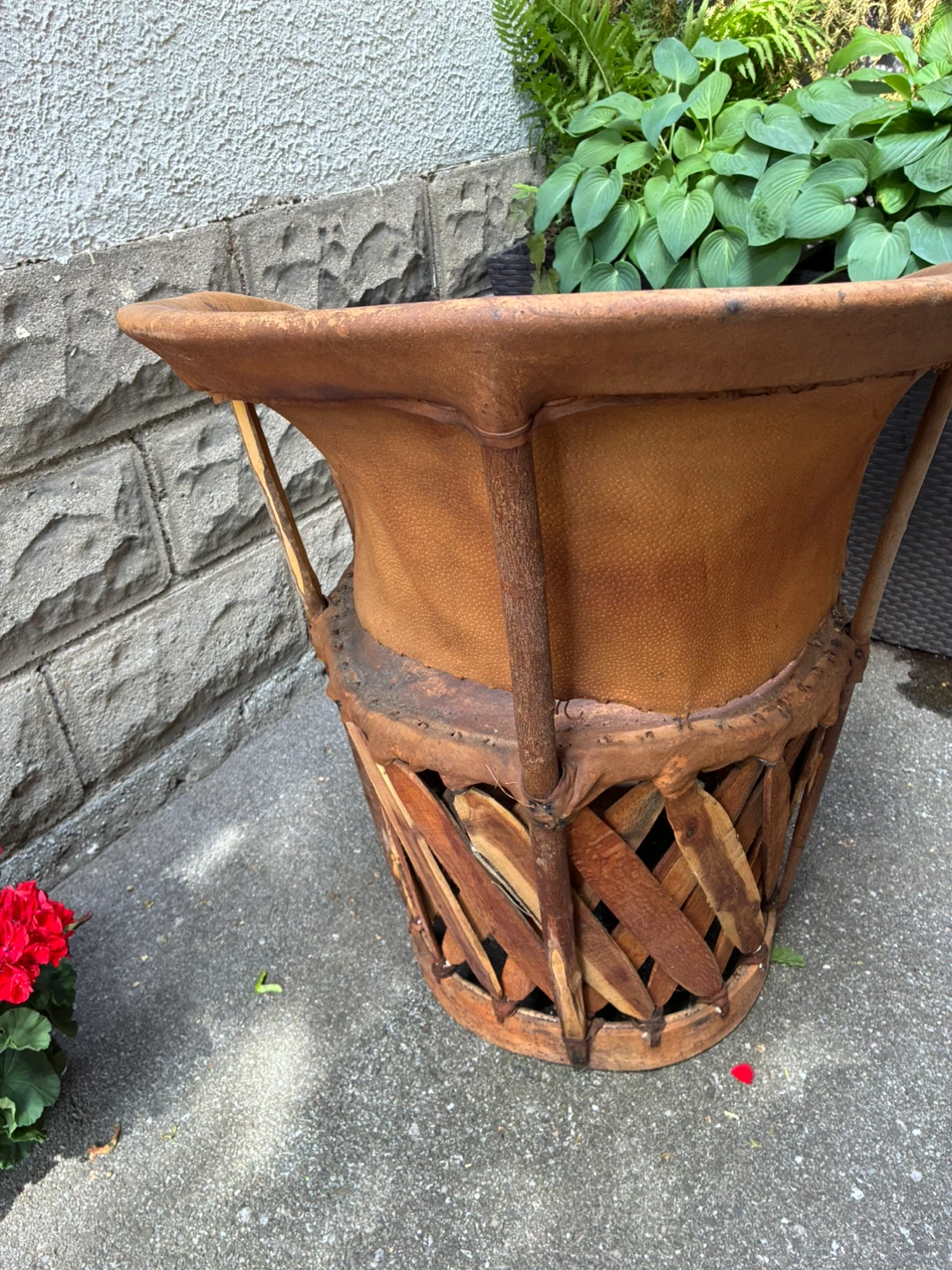 Planter vintage Mexican equipale chair AS IS garden tiki patio - photo 3