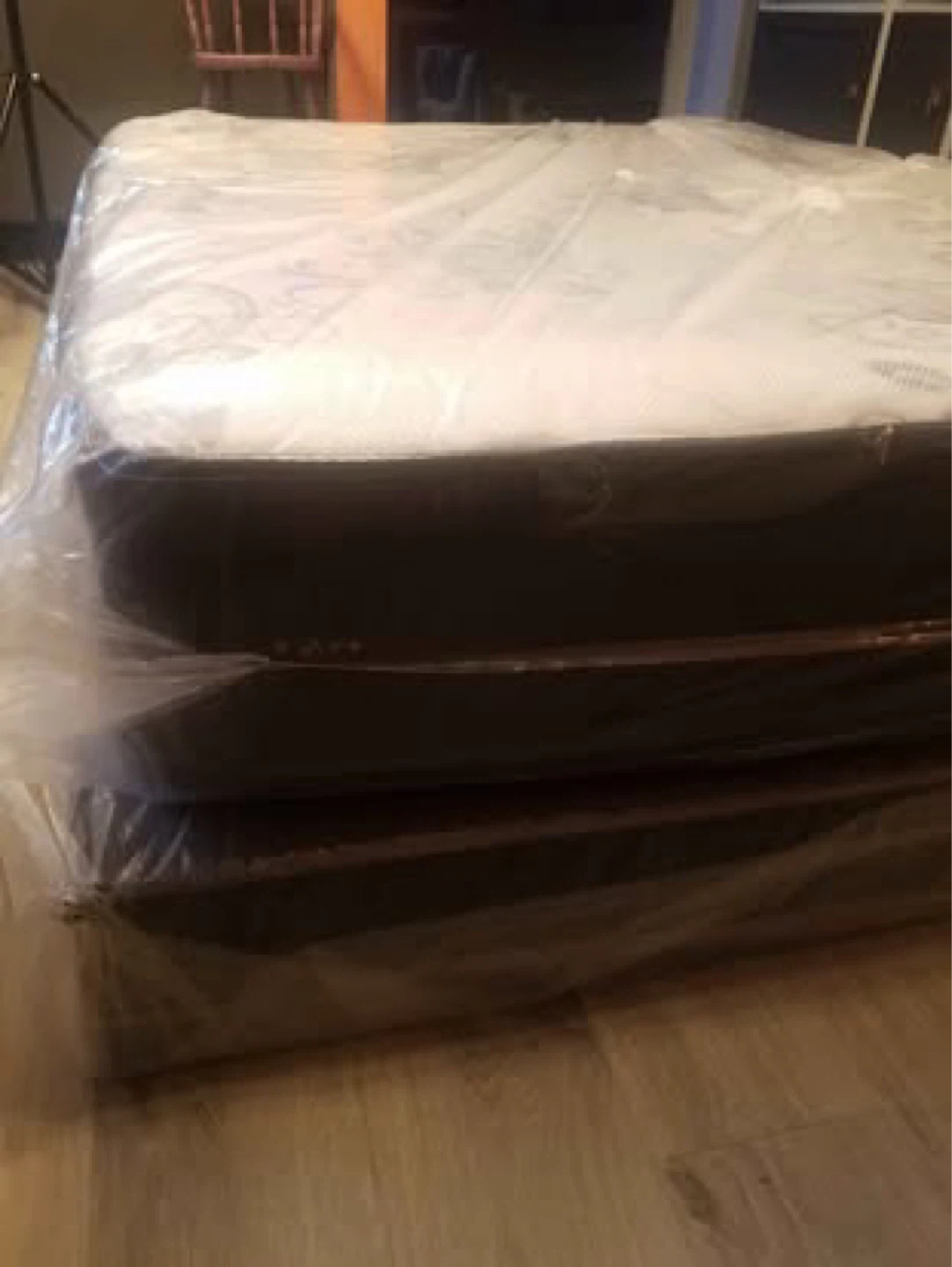 Mattress with Box Spring full size - photo 2