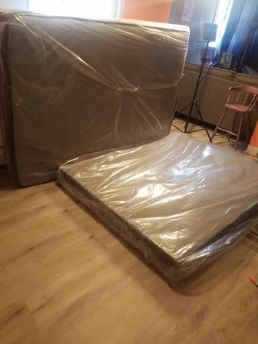Mattress with Box Spring full size - photo 4