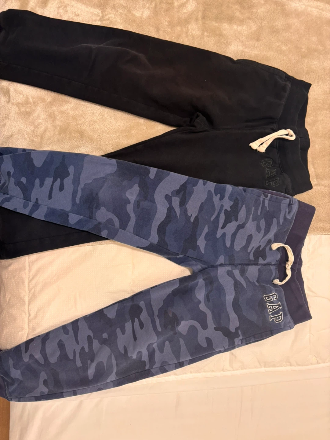 Gap Boys Sweatpants & Carter Pijamas Set