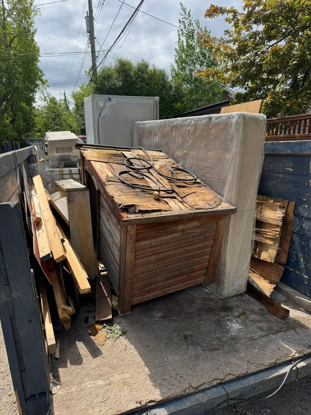 Same day junk removal service - photo 3