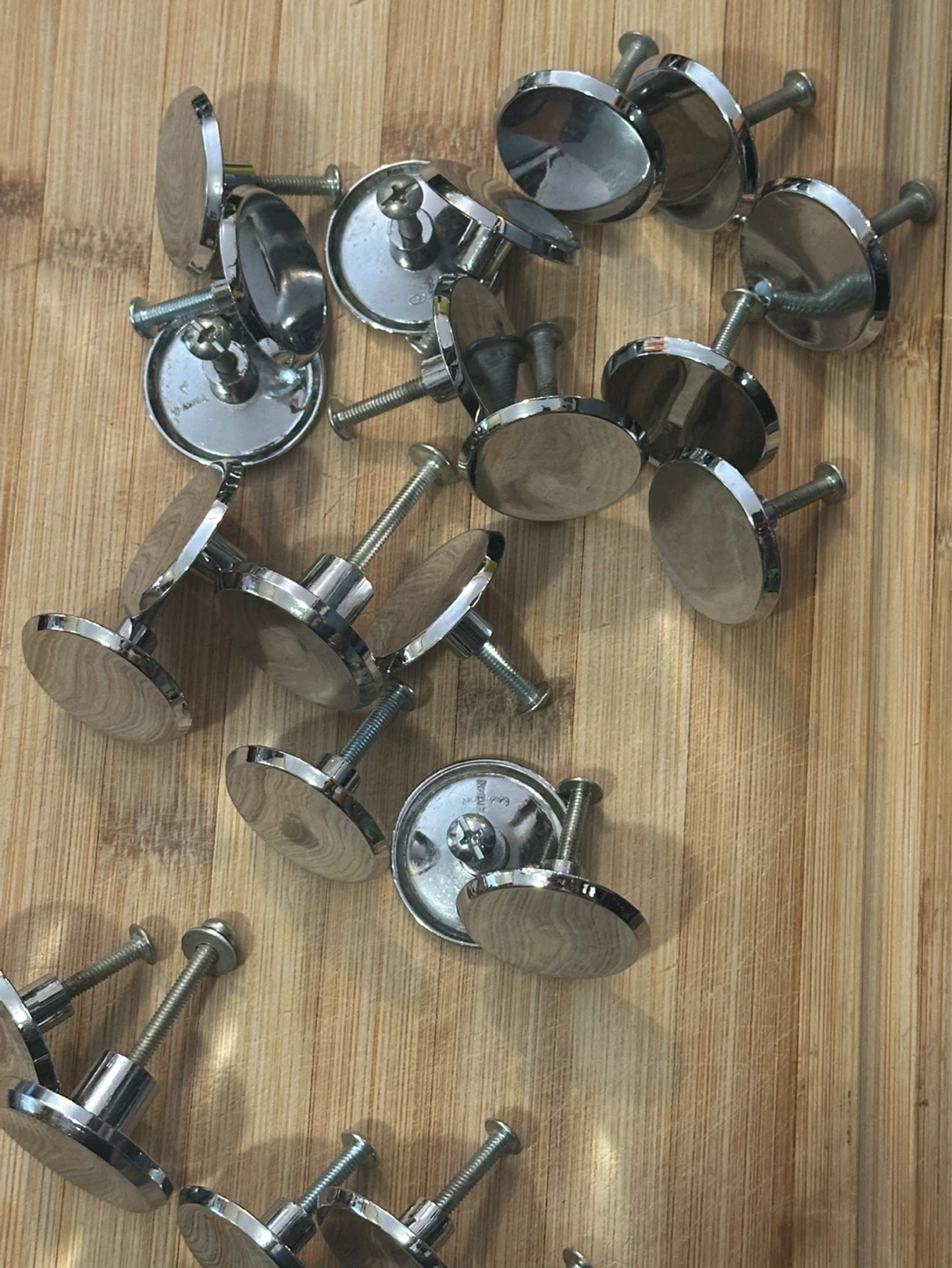 Lot of 24 Mid century round chrome drawer pulls 1.5” - photo 3
