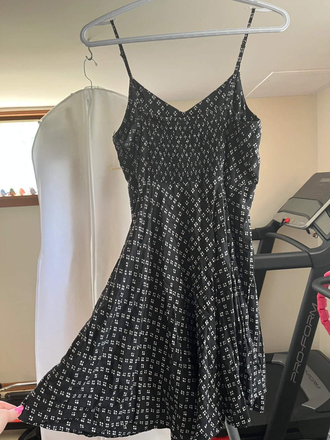 Old Navy Black & White Pattern Dress - Size M - photo 2