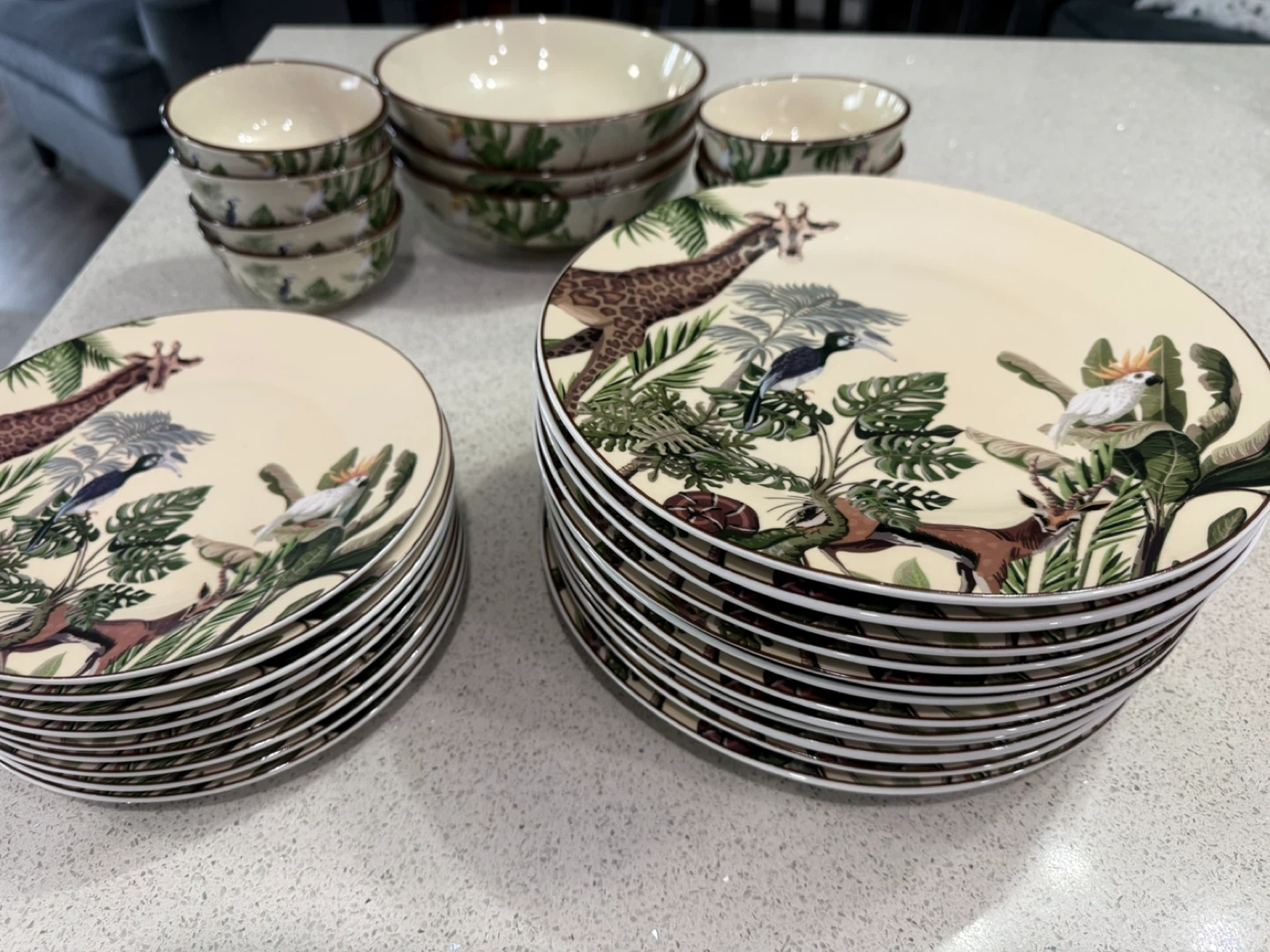 Safari Animals Dinnerware Set - photo 3