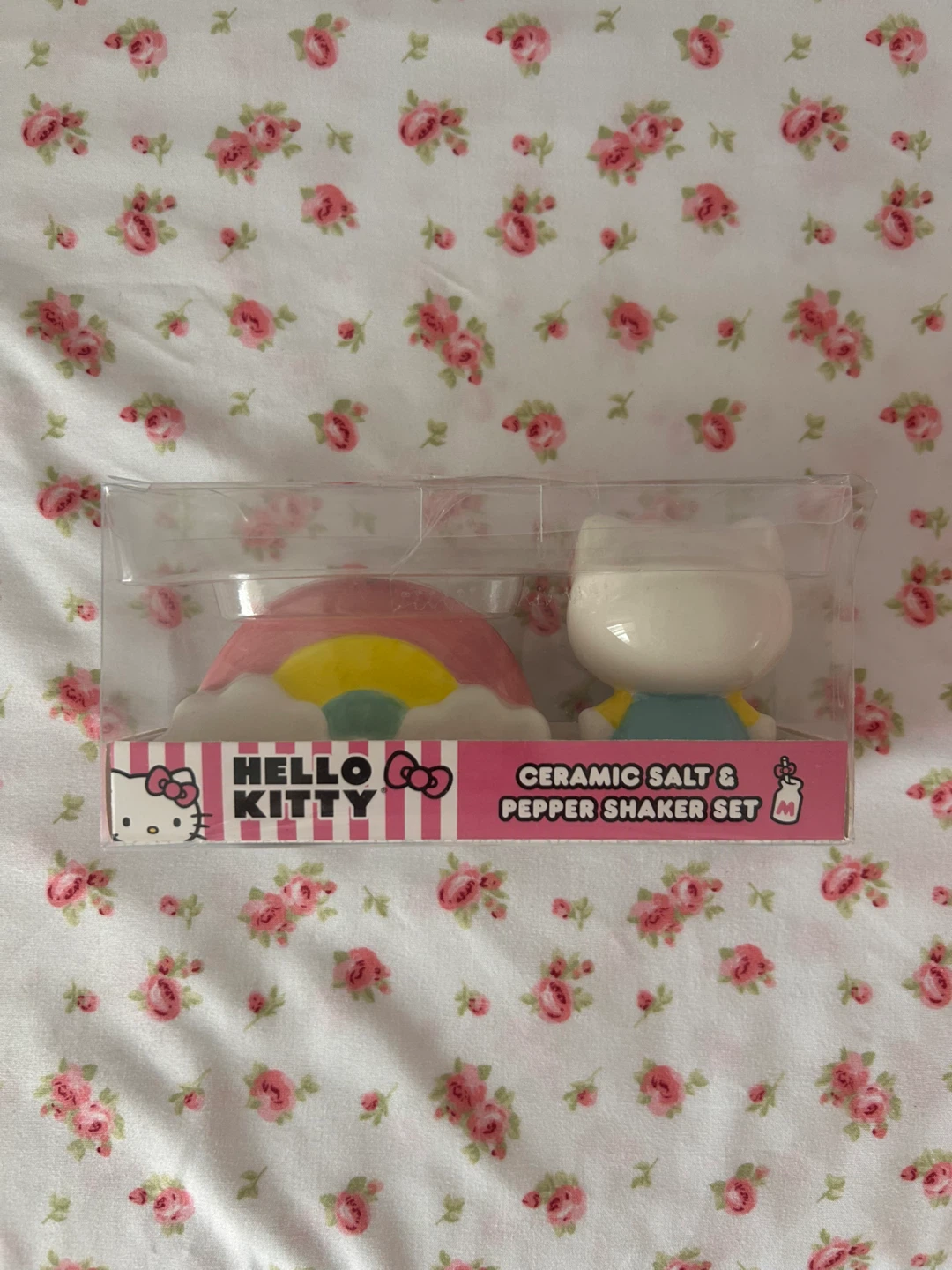 Hello Kitty Salt&Pepper Shakers - photo 2