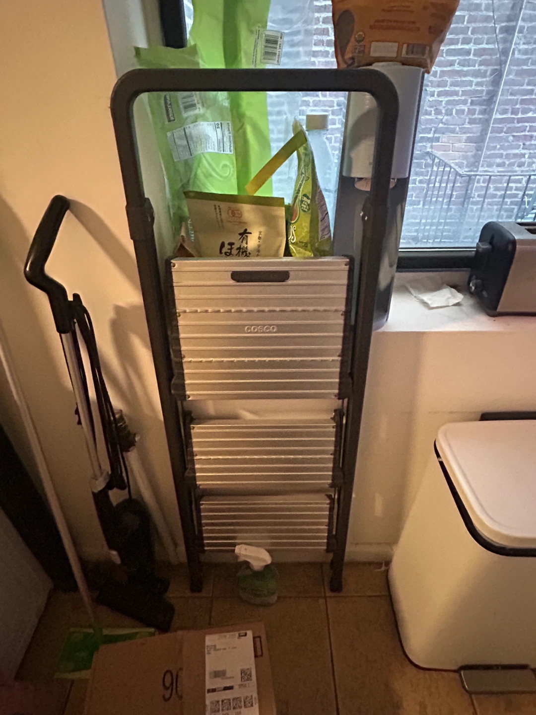 COSCO 4-Step Aluminum Step Ladder