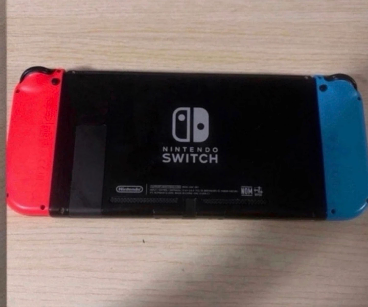 Nintendo switch(no charger and theres digital games!) - photo 2