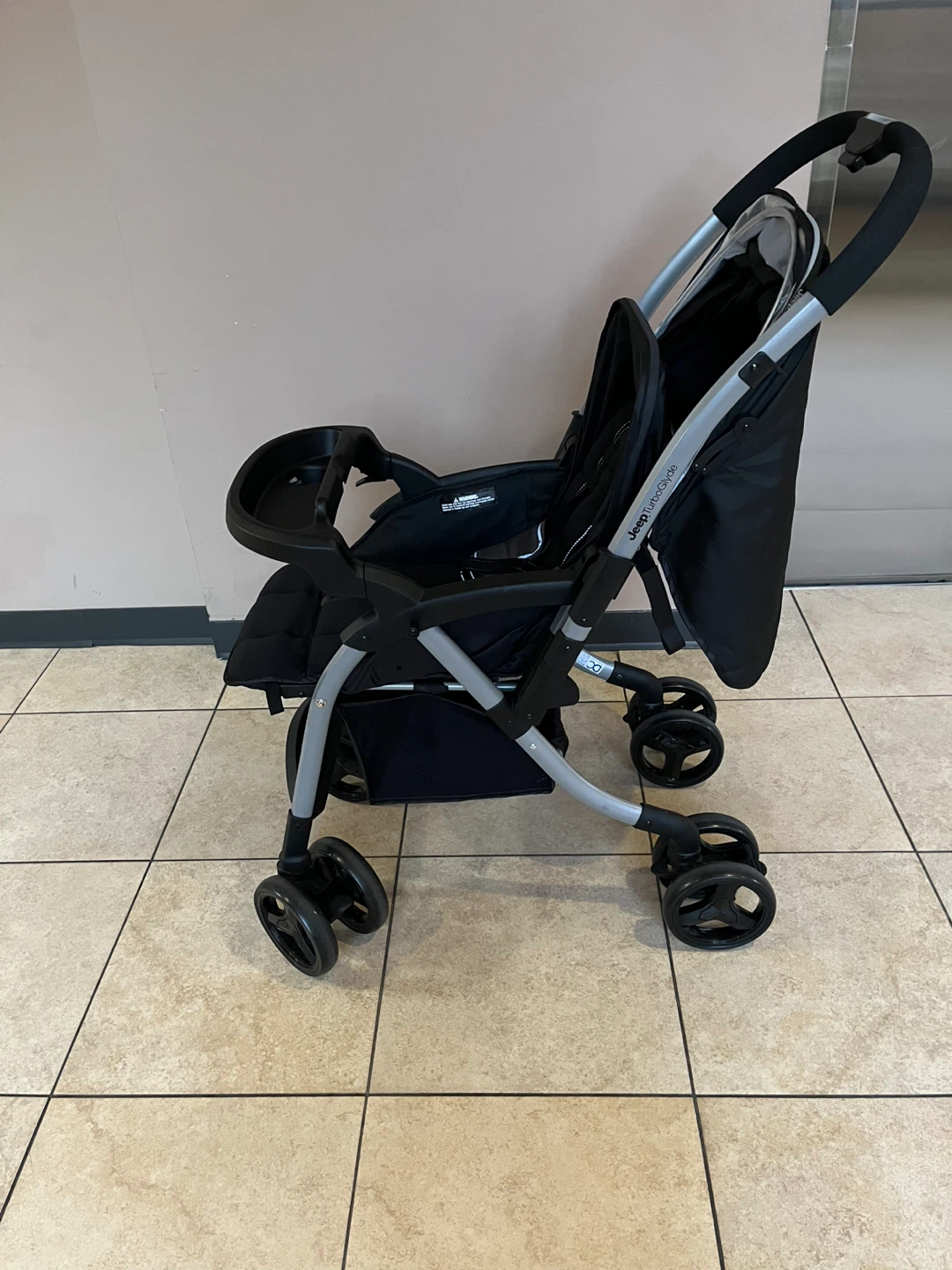Jeep by Delta Children Stroller - photo 3