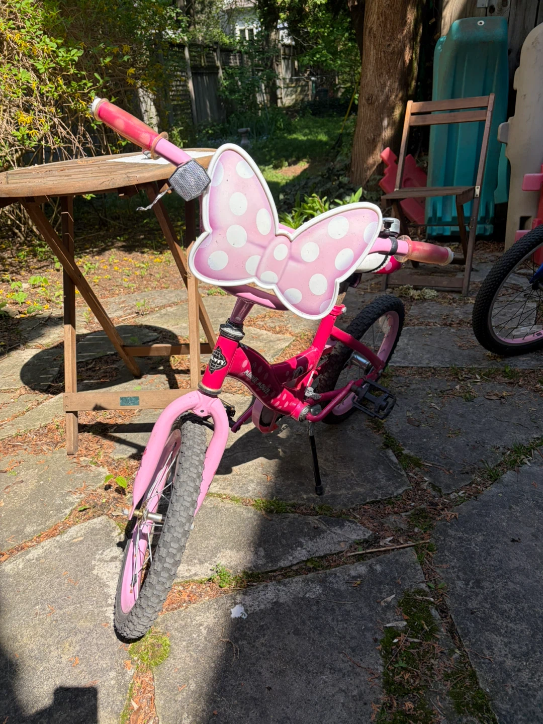 Kids Pink Bicycle with Minnie Mouse Bow - photo 2