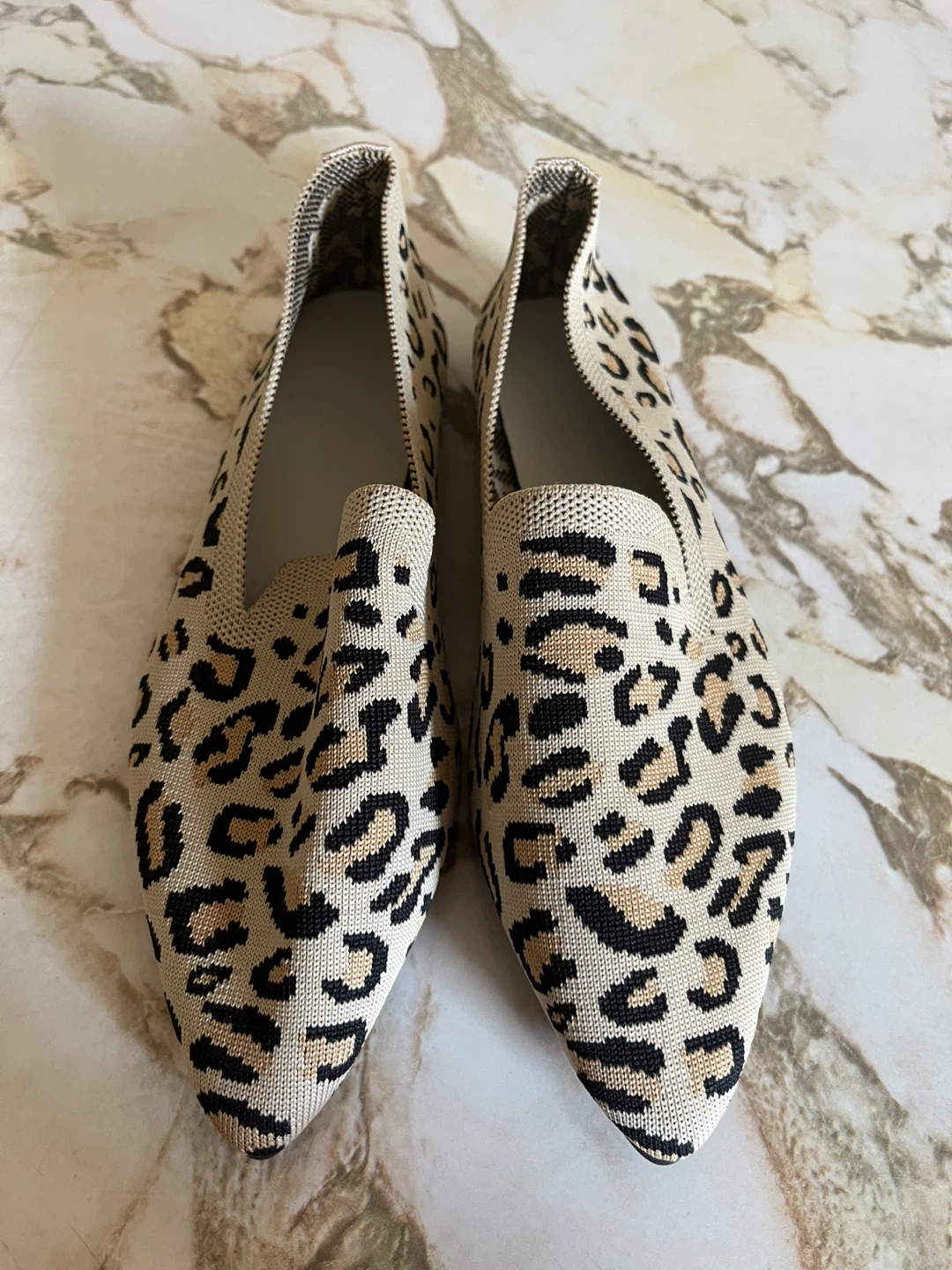 Women's Leopard Print Knit Flats - size US 7