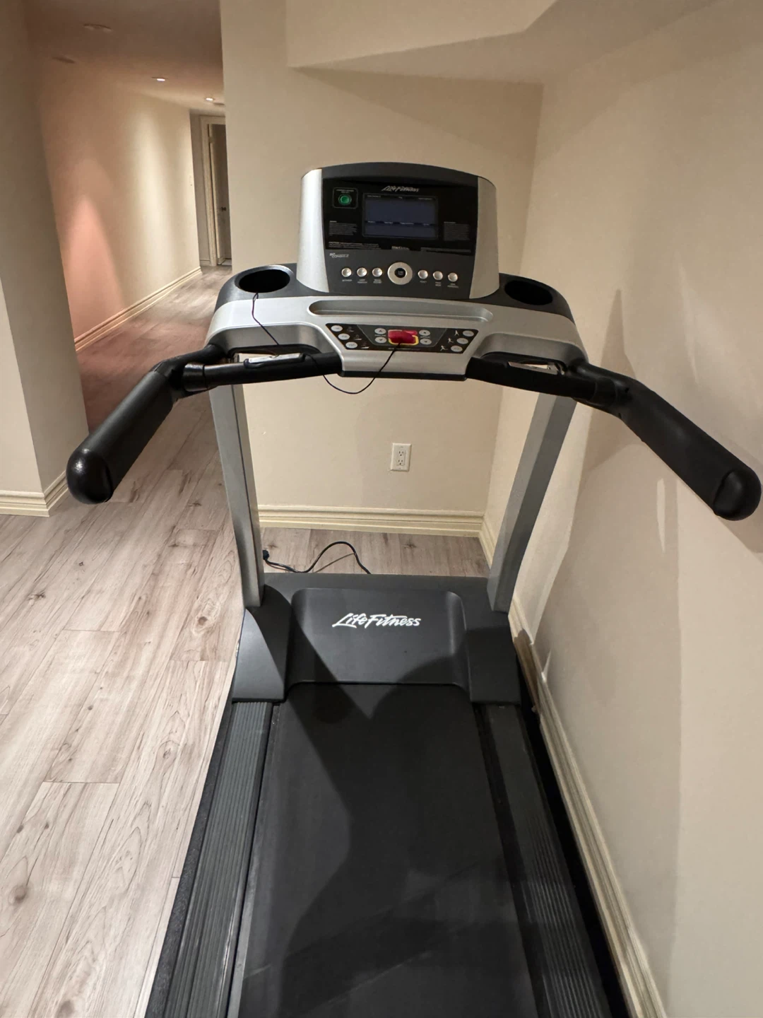 Life Fitness Treadmill - photo 2
