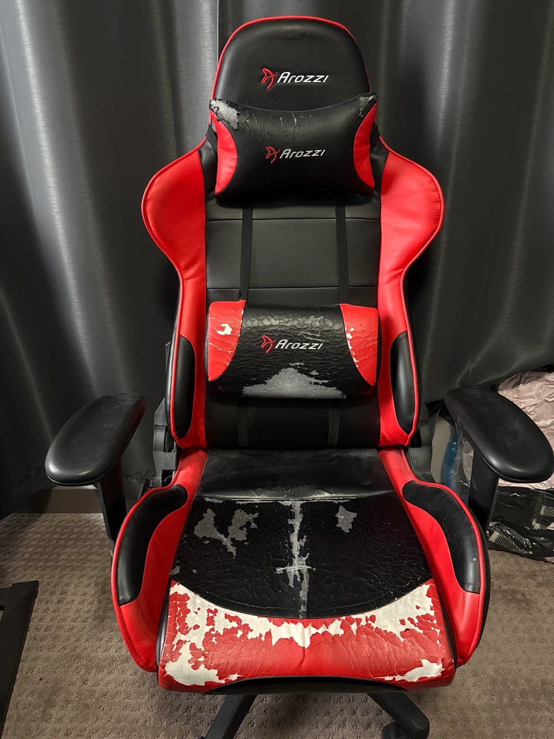 Arozzi Gaming Chair - Red