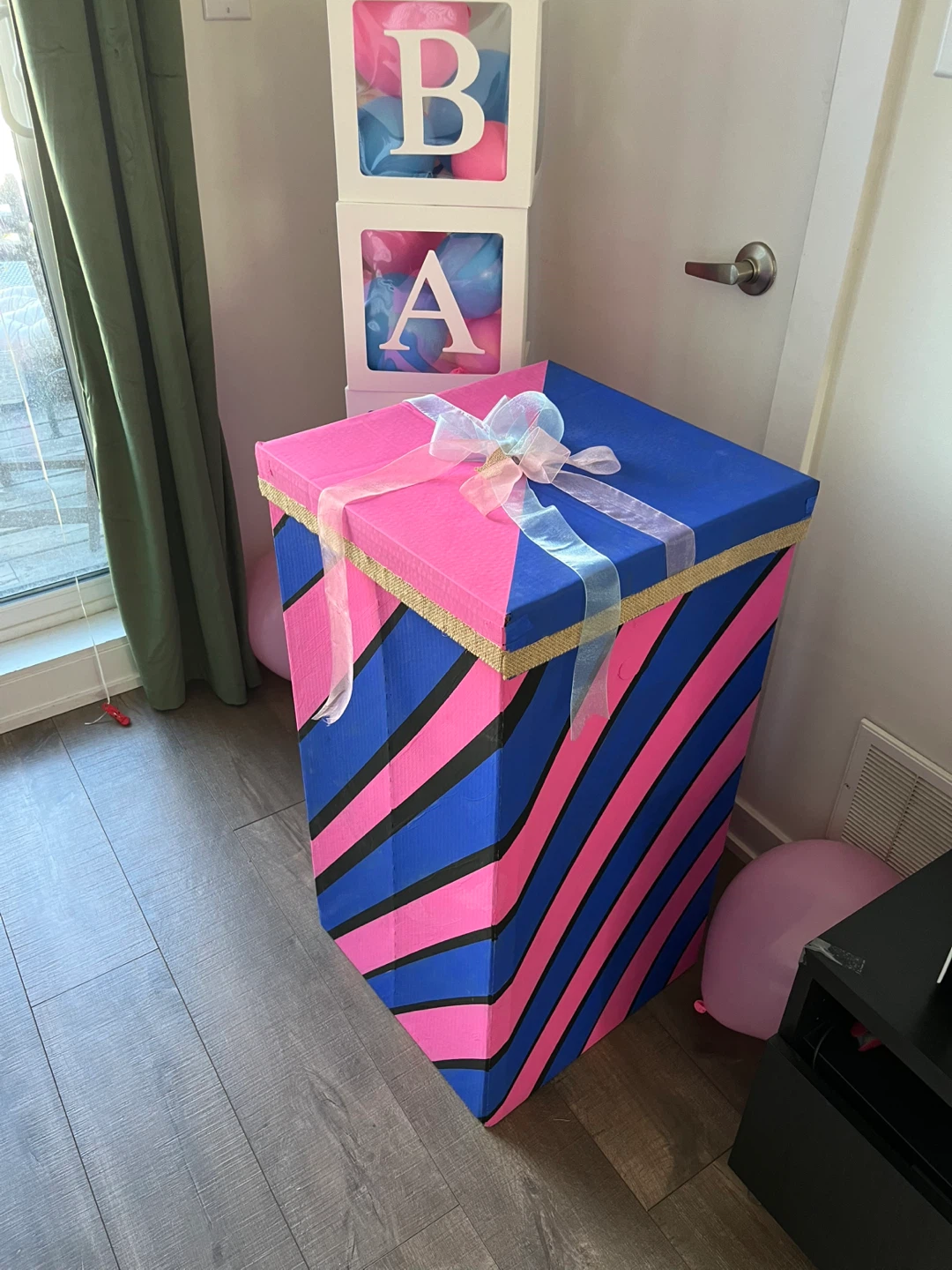 Gender Reveal Gift Box