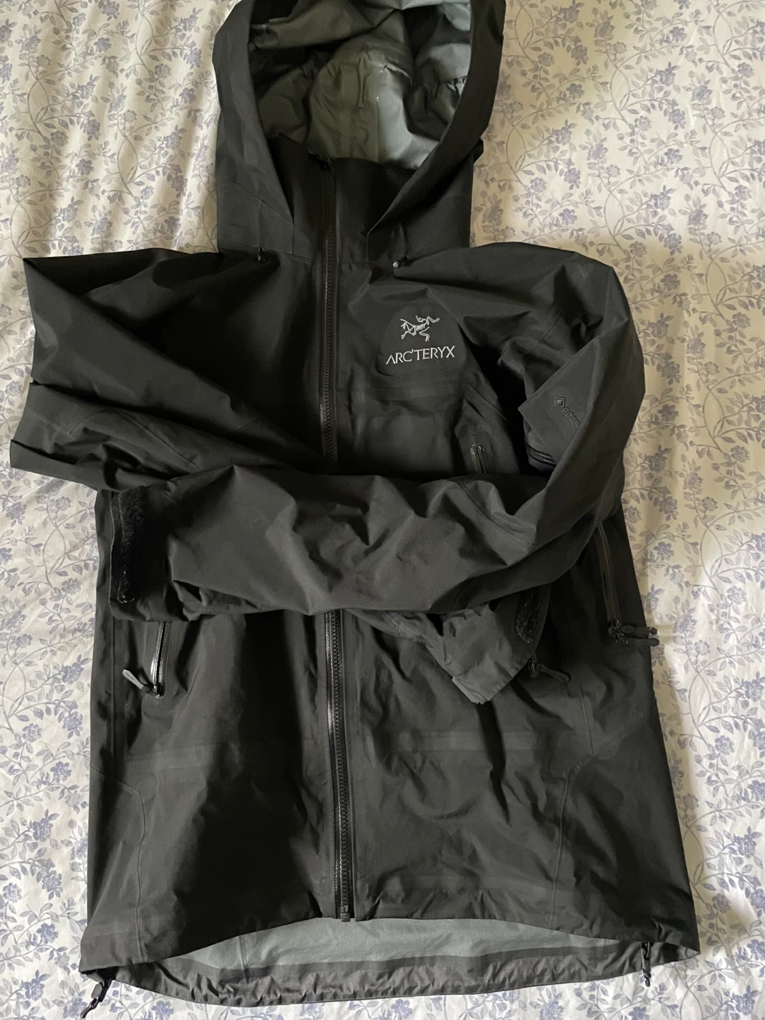 Arc’teryx Beta Jacket Men’s M