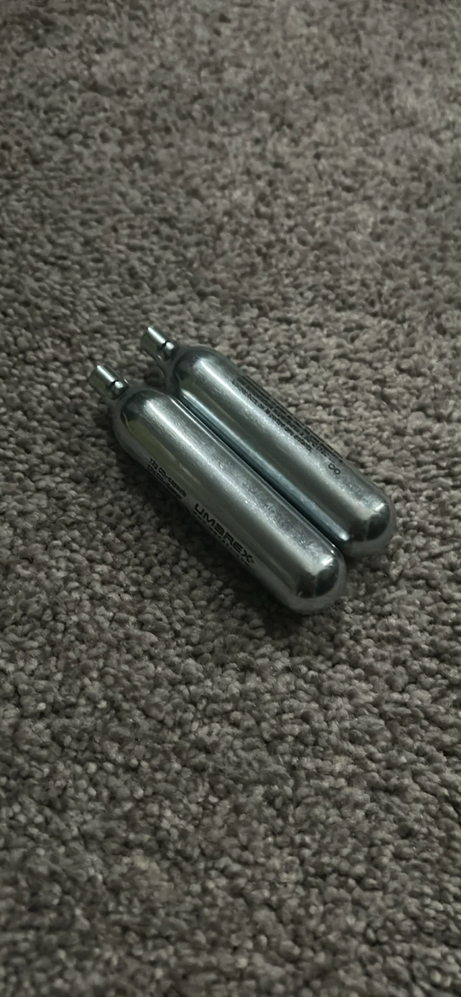 Co2 capsules - photo 2