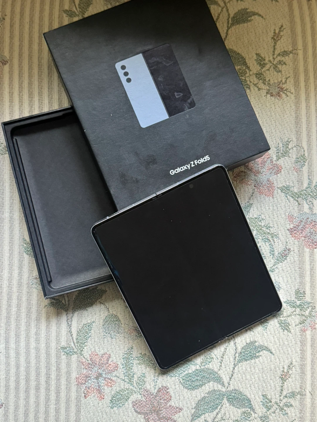 Samsung Galaxy Z Fold5 512GB - photo 3