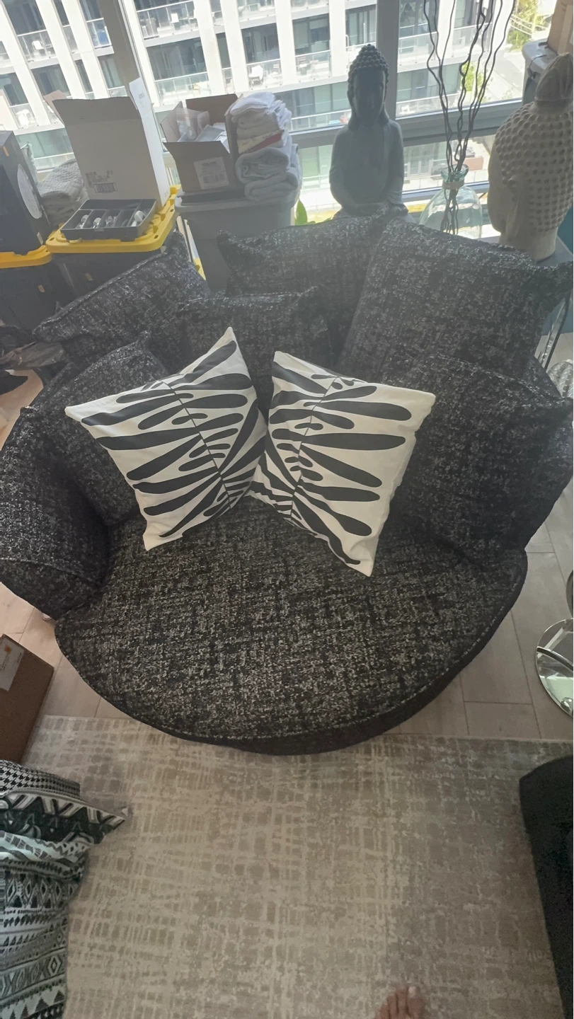 Large Armchair with Accent Pillows Aka NEST - photo 2