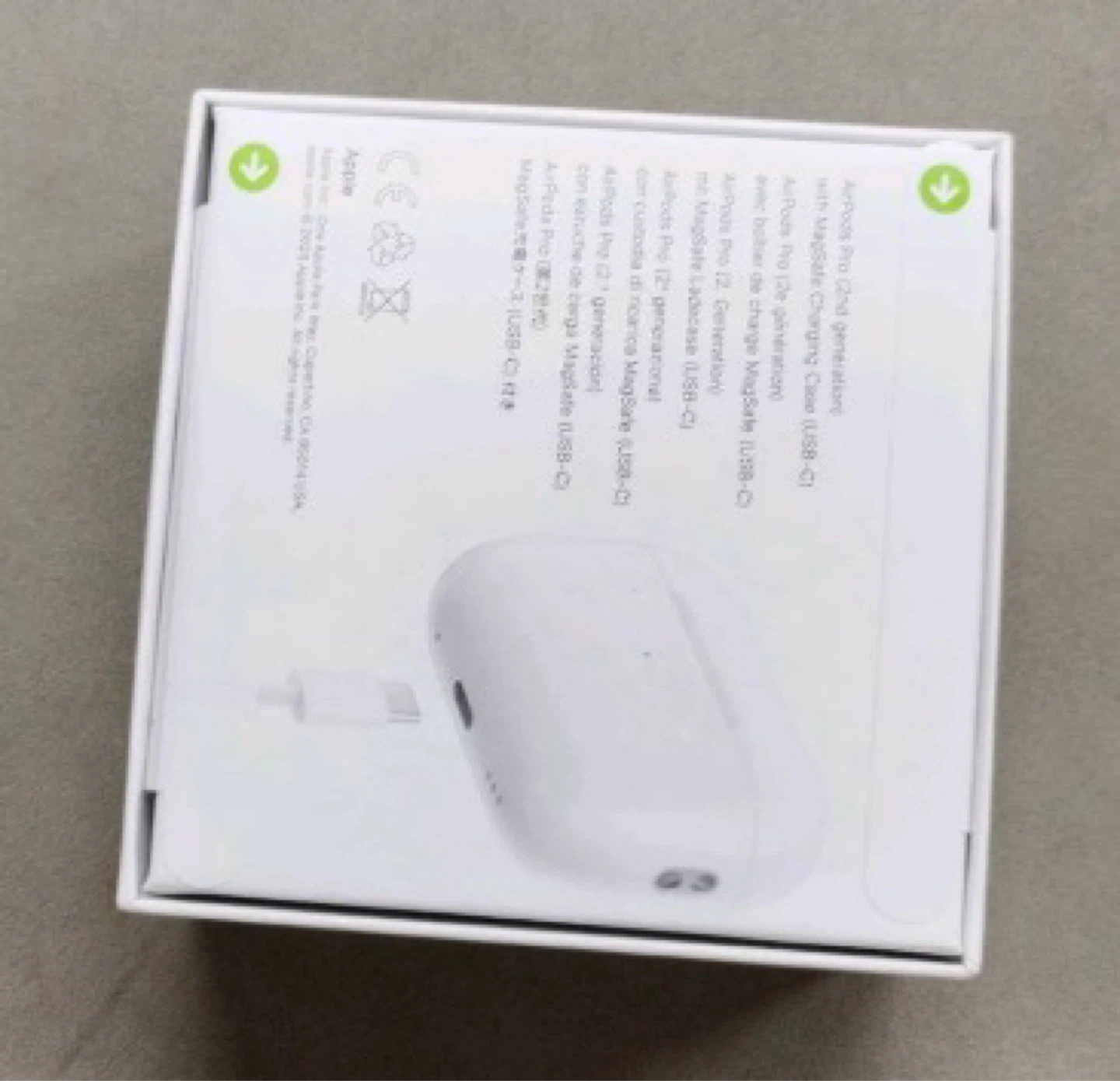Apple AirPods Pro (2nd generation) with MagSafe Charging Case
