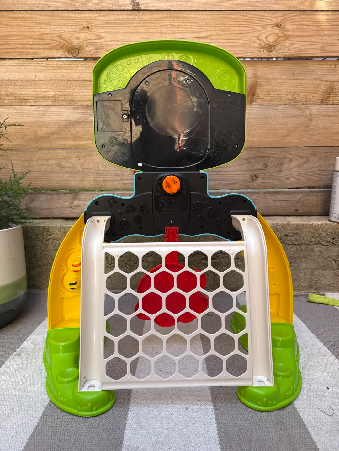 VTech Count & Win Sports Center Basketball & Soccer Toy - photo 2