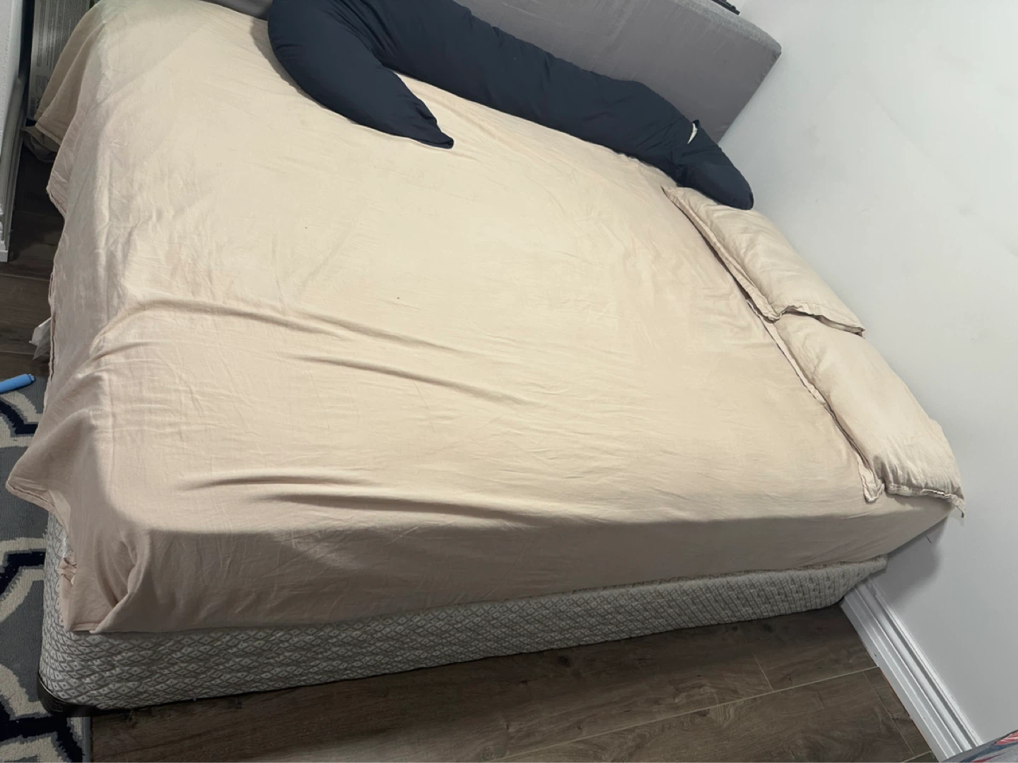 Queen Bed box - photo 2