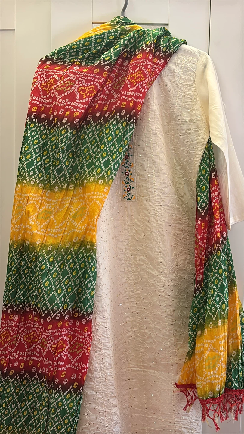 Cream Sequined Kurti with Colorful Scarf and Pants - photo 2