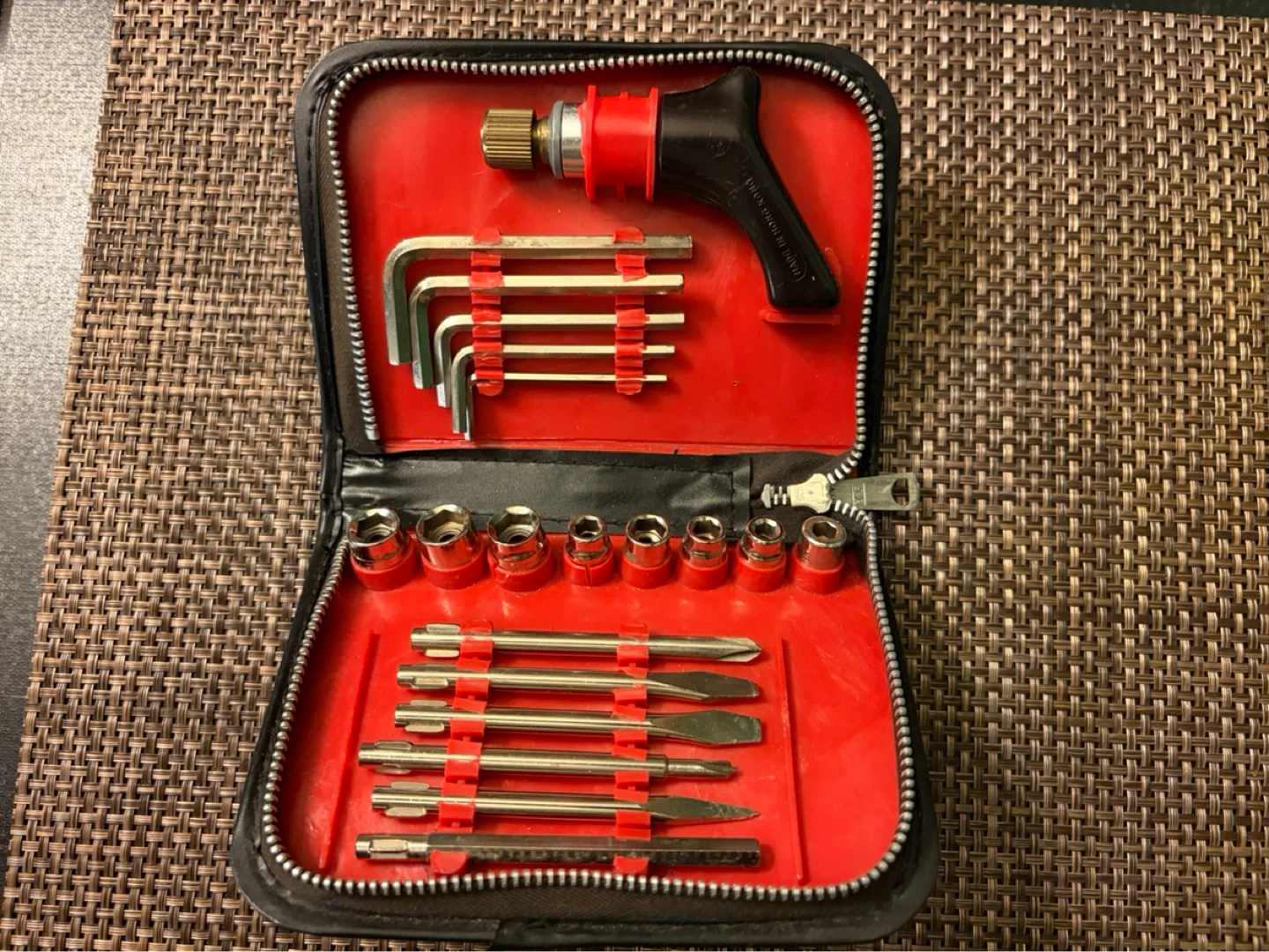 Screw Driver Tool Kit.