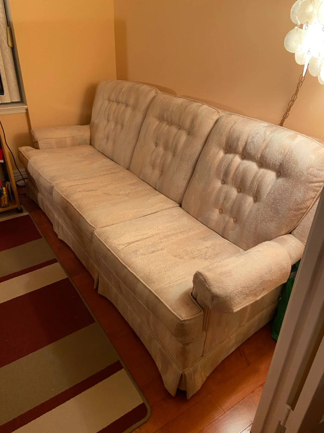 Four seater sofa - photo 2