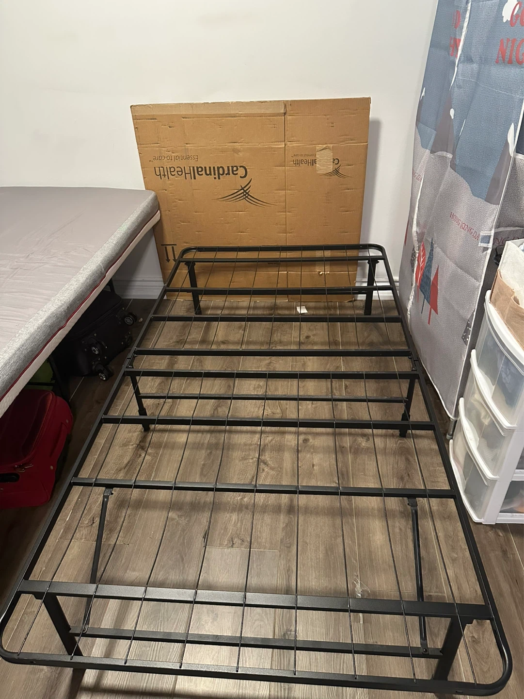 Twin bed metal frame with foam mattress