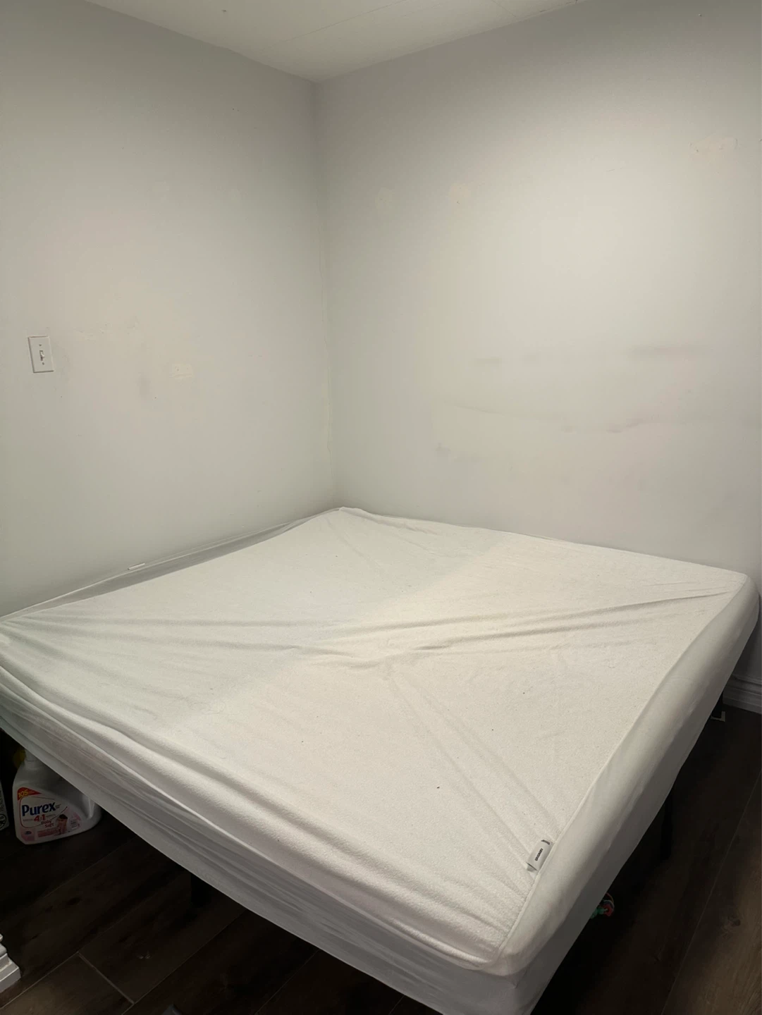 2 twin size mattress with metal frames.