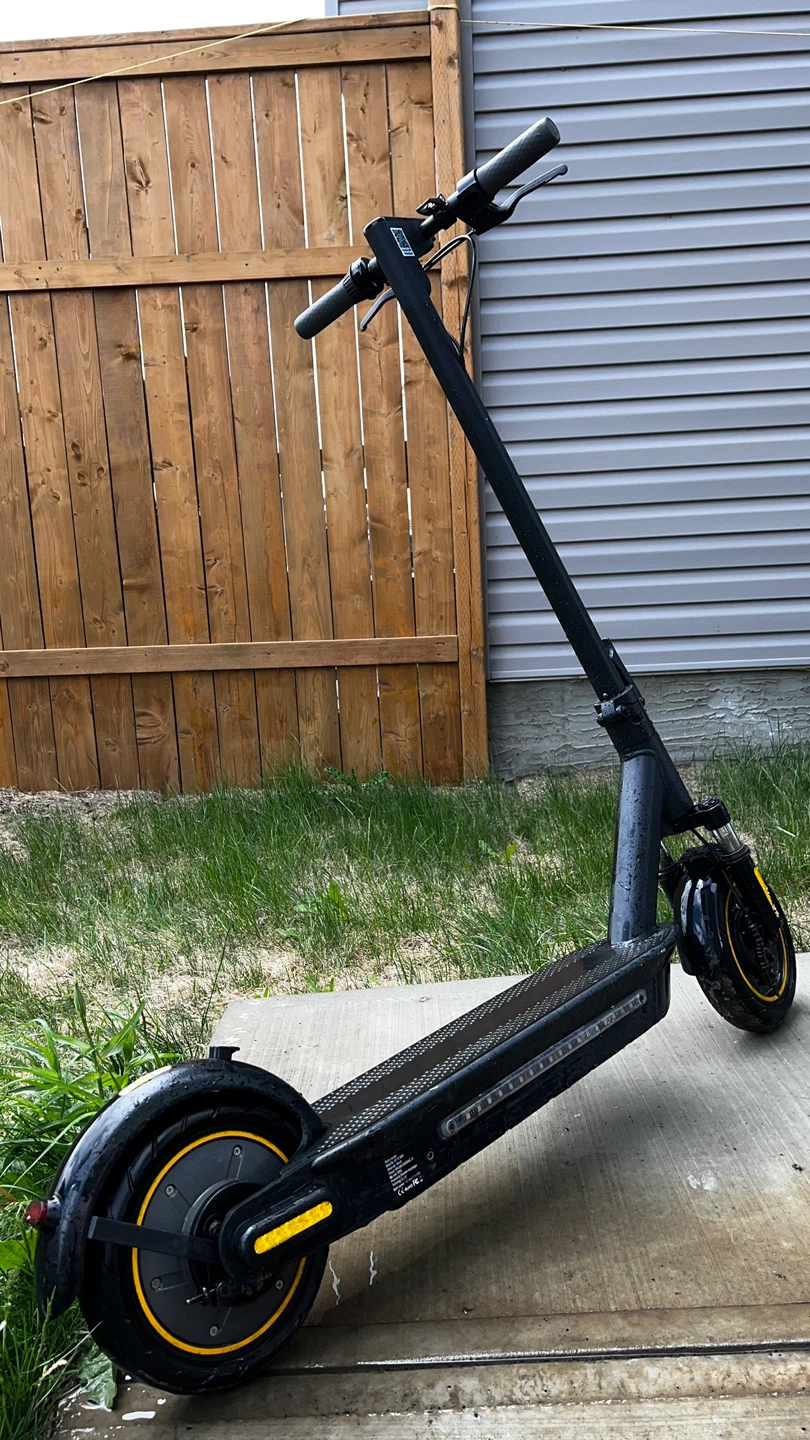Electric scooter