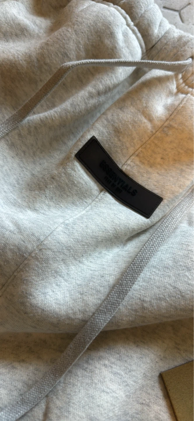 ESSENTIALS Fear of God Shorts - photo 4